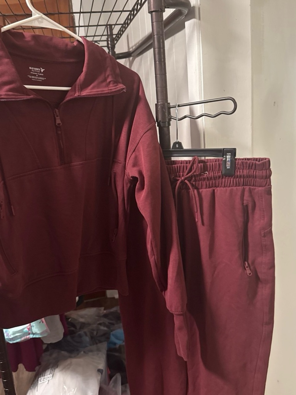 Old Navy Men's Zip-Up Sweatshirt and Joggers - Burgundy